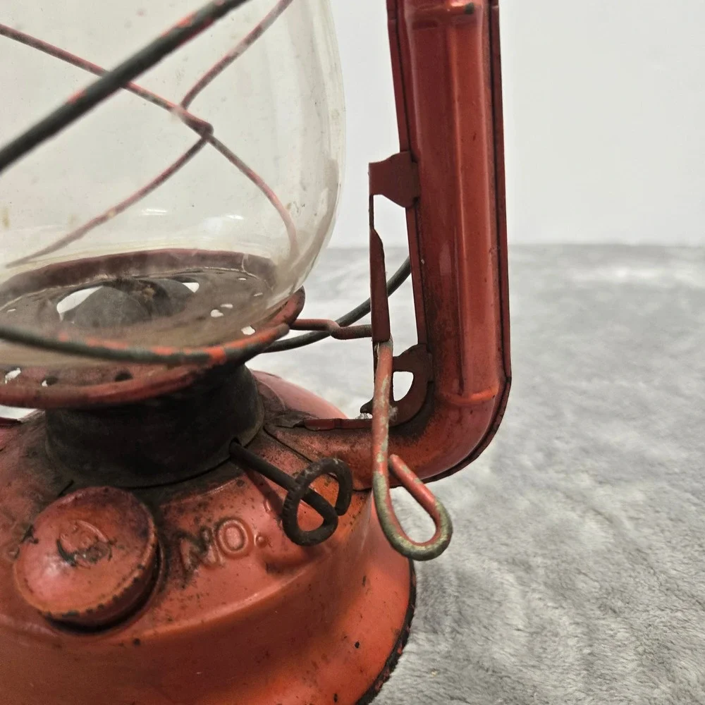 Vintage‎ Dietz Junior Kerosene Lantern Red Metal Rustic Farmhouse Decor 12 Inch
